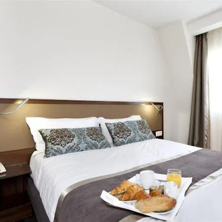 Hotel Art 3*