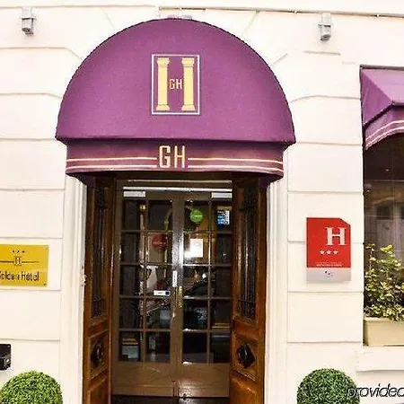 Art 3* Paris